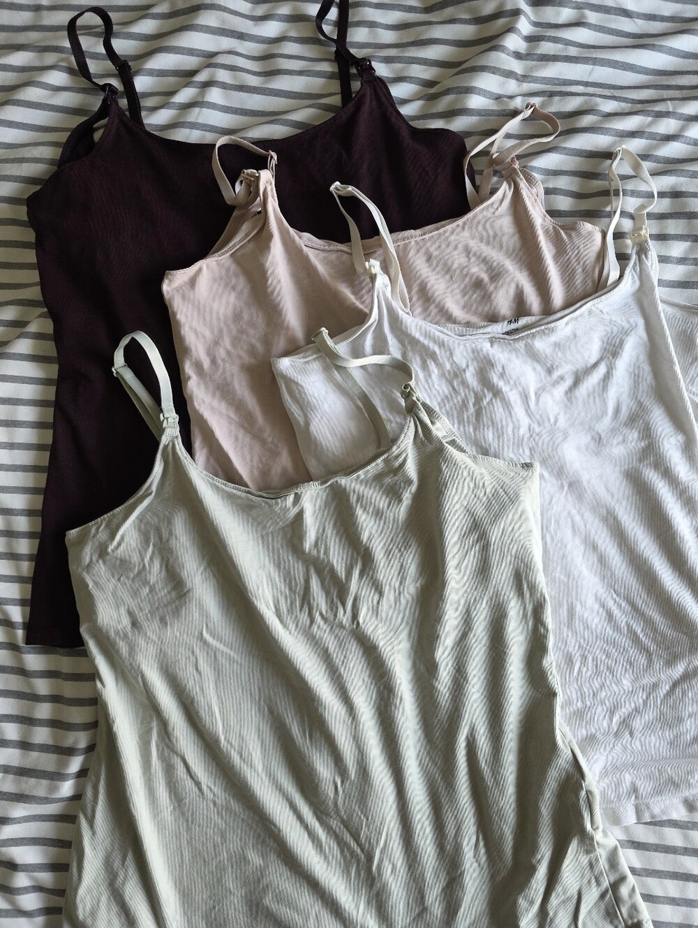 H&M Nursing Camisoles, 4pack Size L